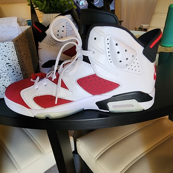 Jordan Retro 6 OG - Picture 7 of 9